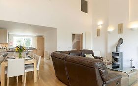 Cotswolds Lake Side Home With Luxury Spa Swallows Nest,Lower Mill Estate, Lakeside Home And Spa With A Harry Potter Cupboard Under The Stairs